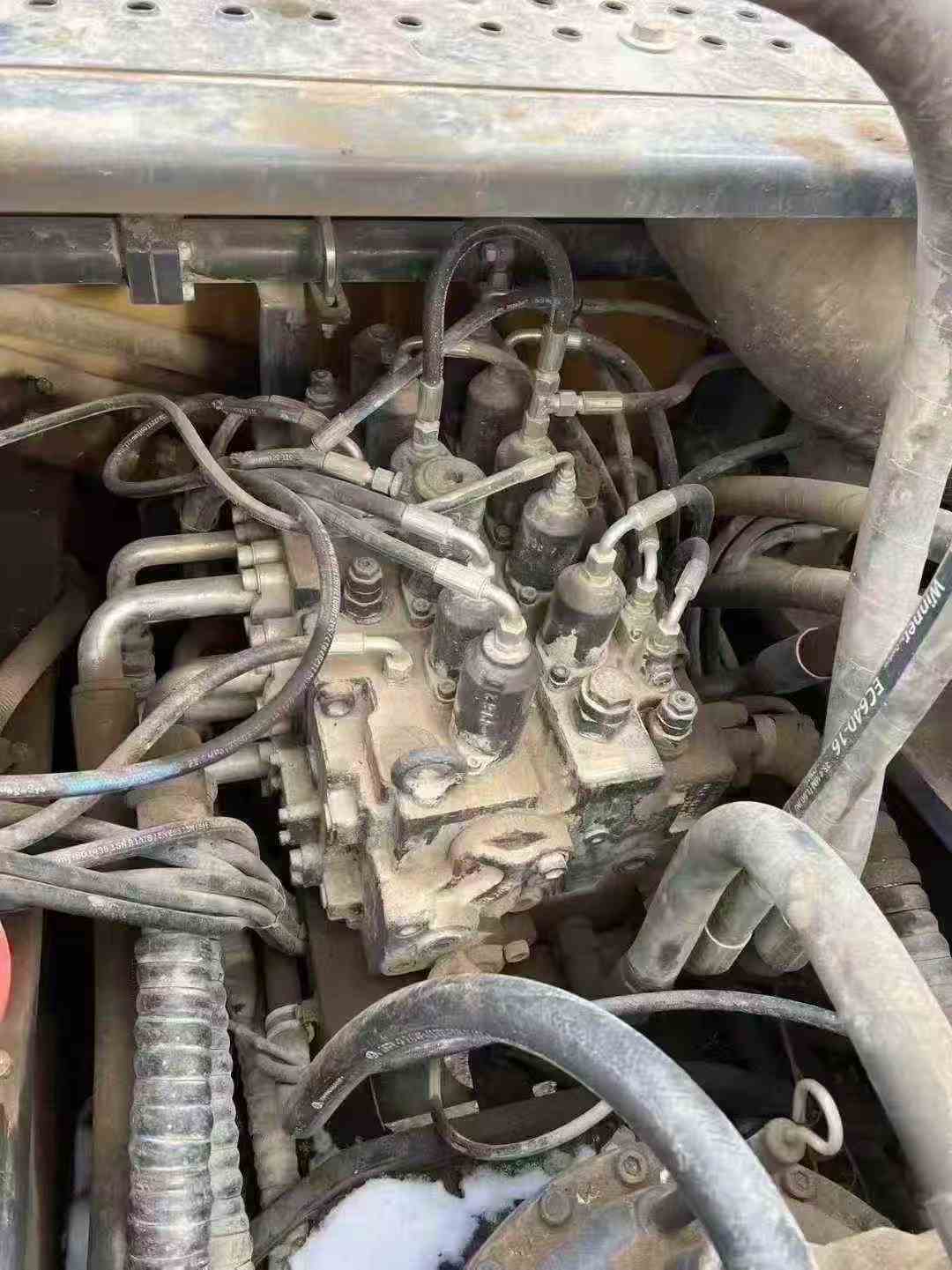 Used XCMG LW550KV Excavator 2021 Model / 8