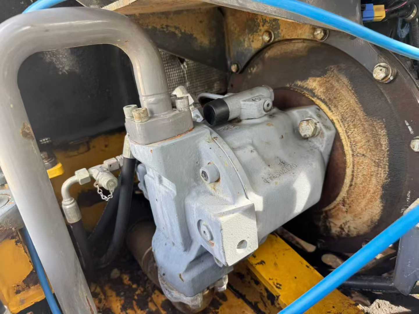 Used XCMG XE60 Excavator 2016 Model / 7