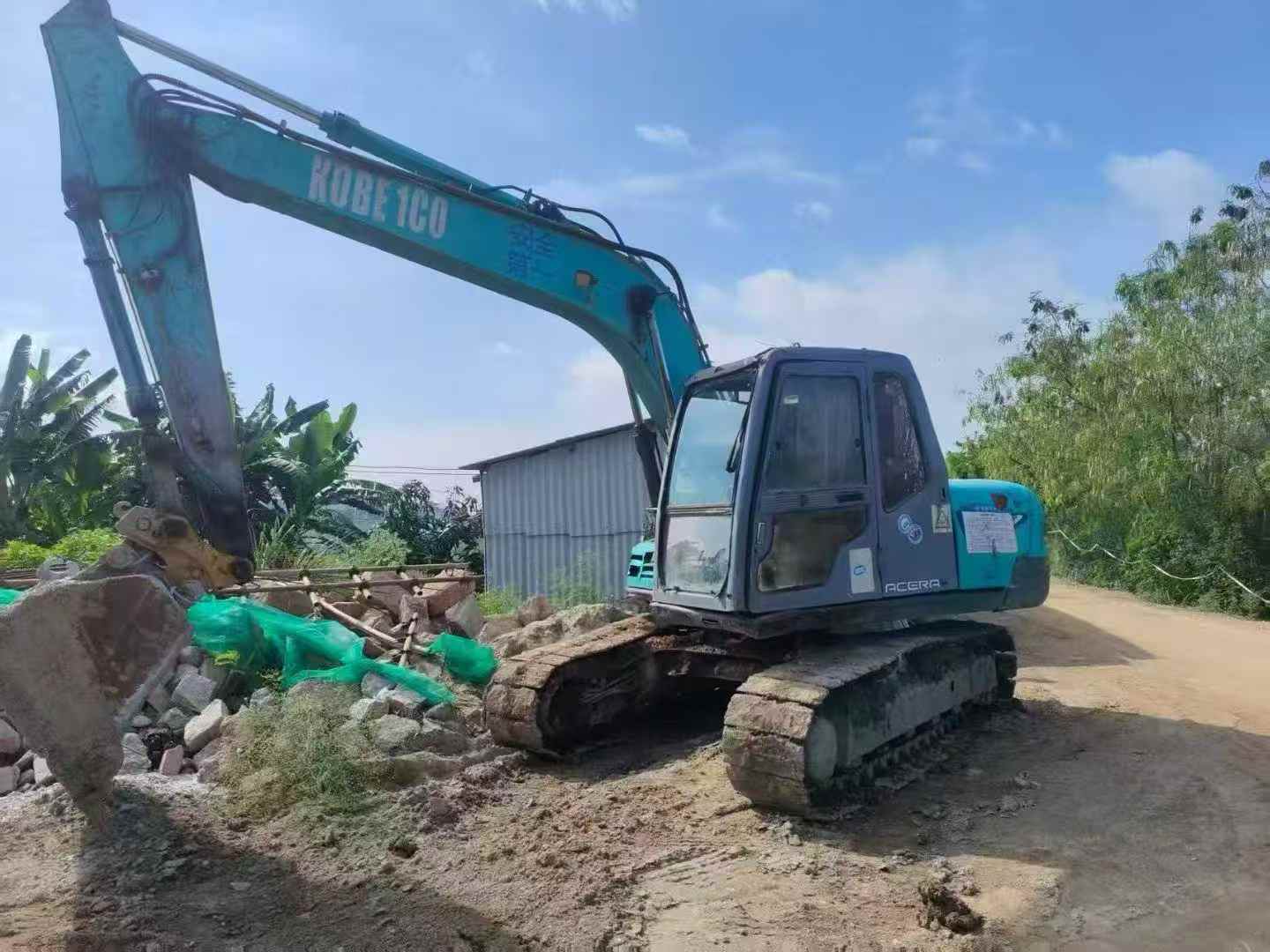 Used Kobelco SK120-5 Excavator 2016 Model / 3