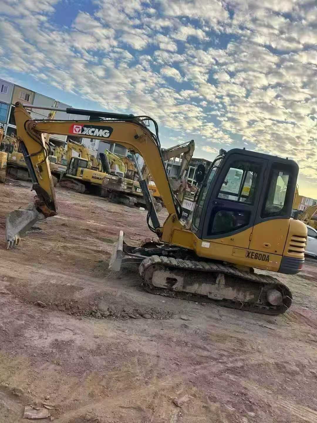 Used XCMG XE60 Excavator 2021 Model / 3