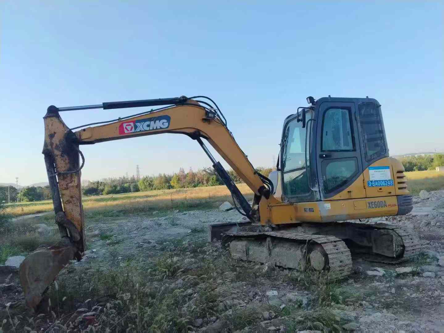Used XCMG XE60 Excavator 2021 Model / 3
