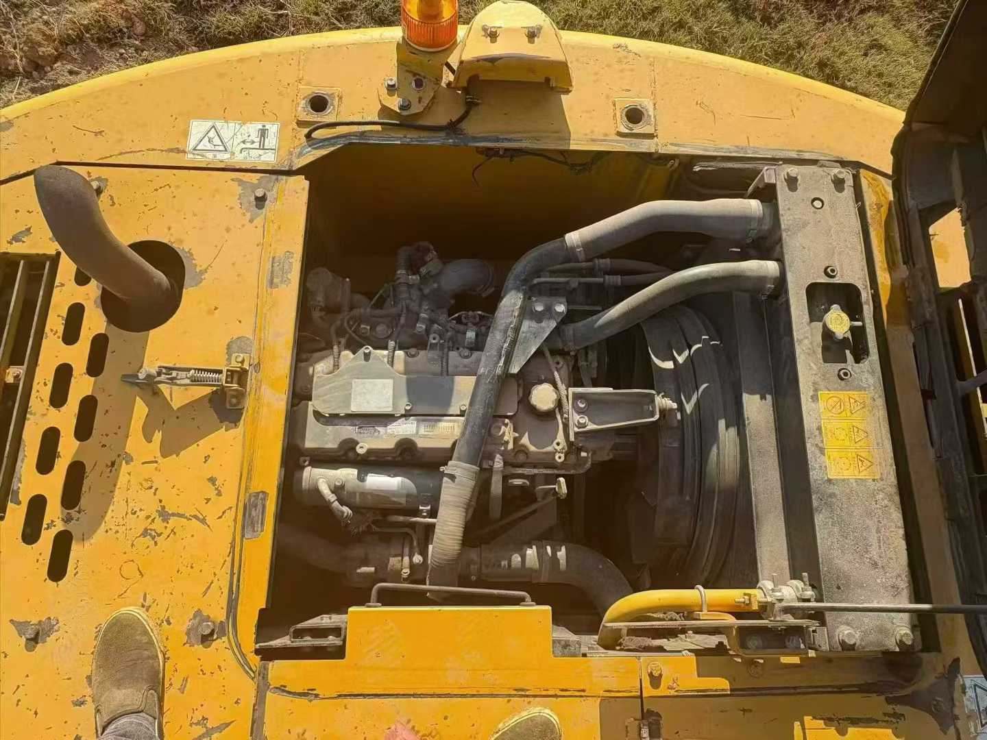 Used Kato HD512V Excavator 2016 Model / 9