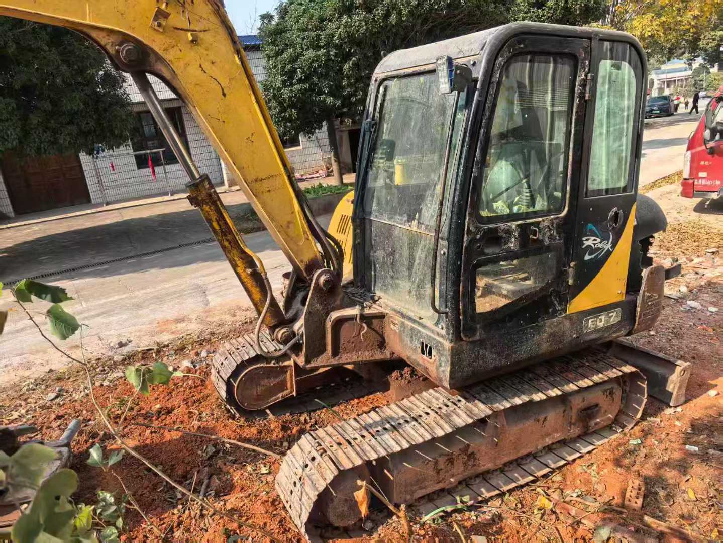 Buy Hyundai HX60 Used Excavator / 7 Used Hyundai HX60 Excavator 2013 Model / 7