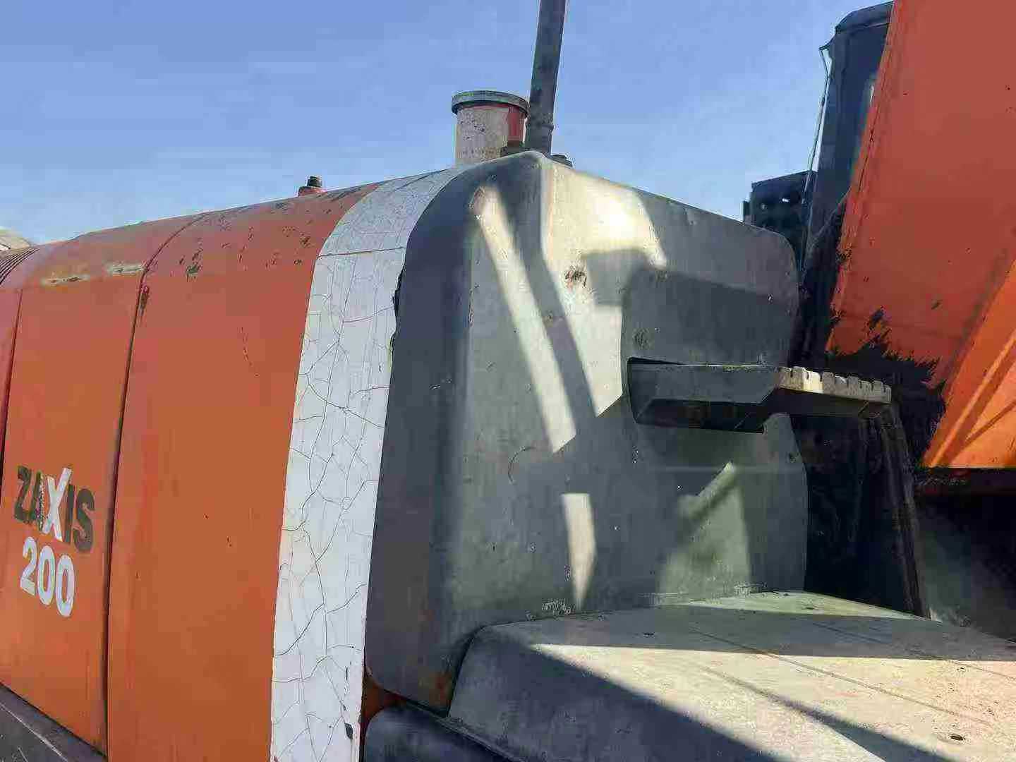 Used Hitachi ZAXIS200 Excavator 2016 Model / 5