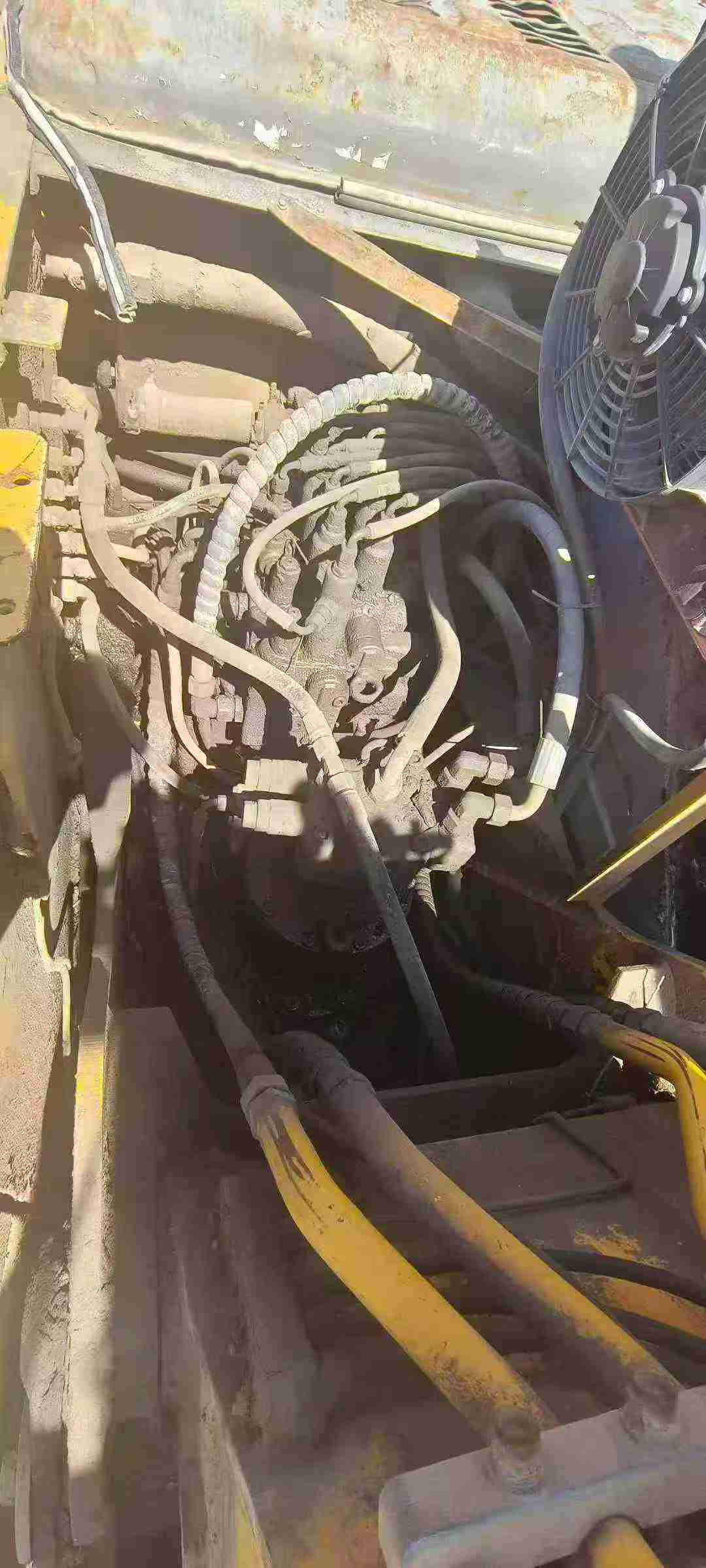 Used XCMG XE150 Excavator 2011 Model / 2