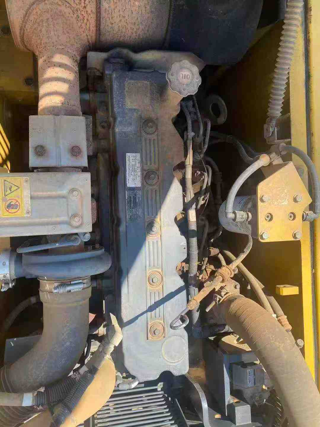 Used Komatsu PC200 Excavator 2016 Model / 6