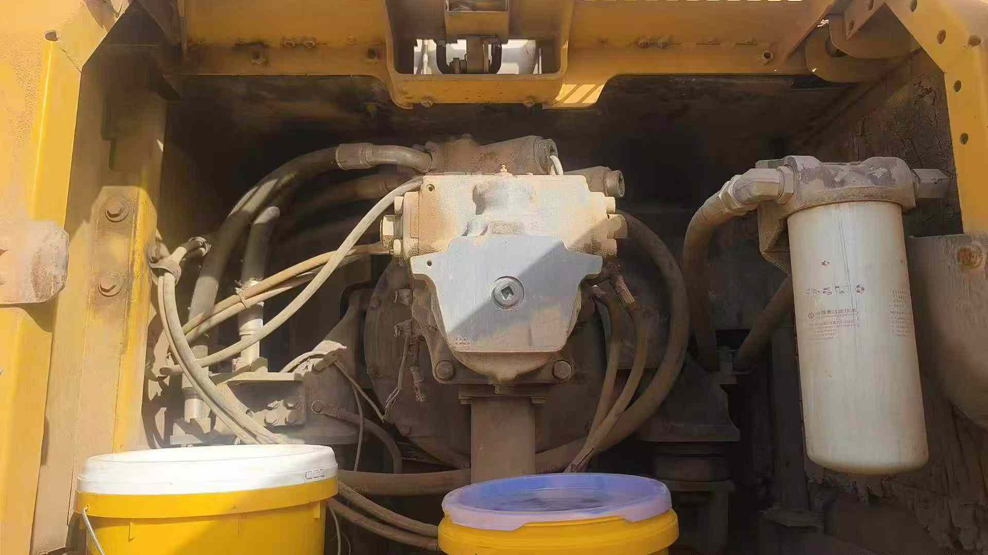 Used Komatsu PC60 Excavator 2011 Model / 5