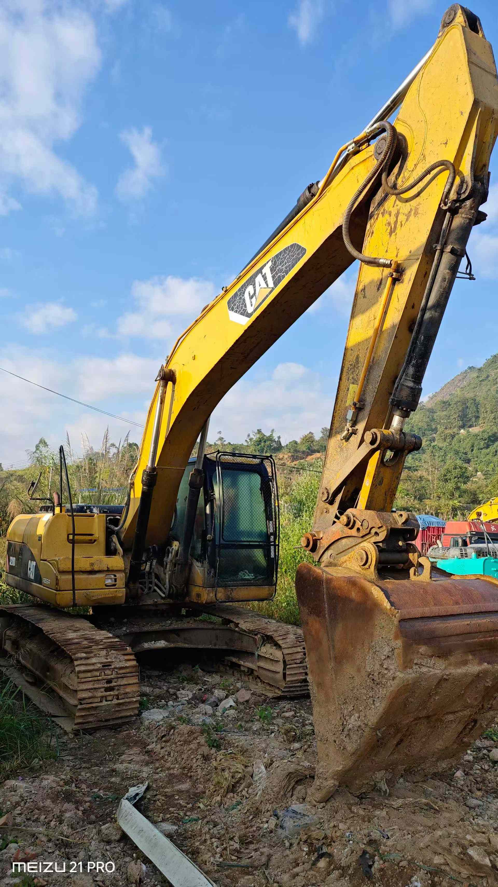 Used Caterpillar 320D Excavator 2016 Model / 2