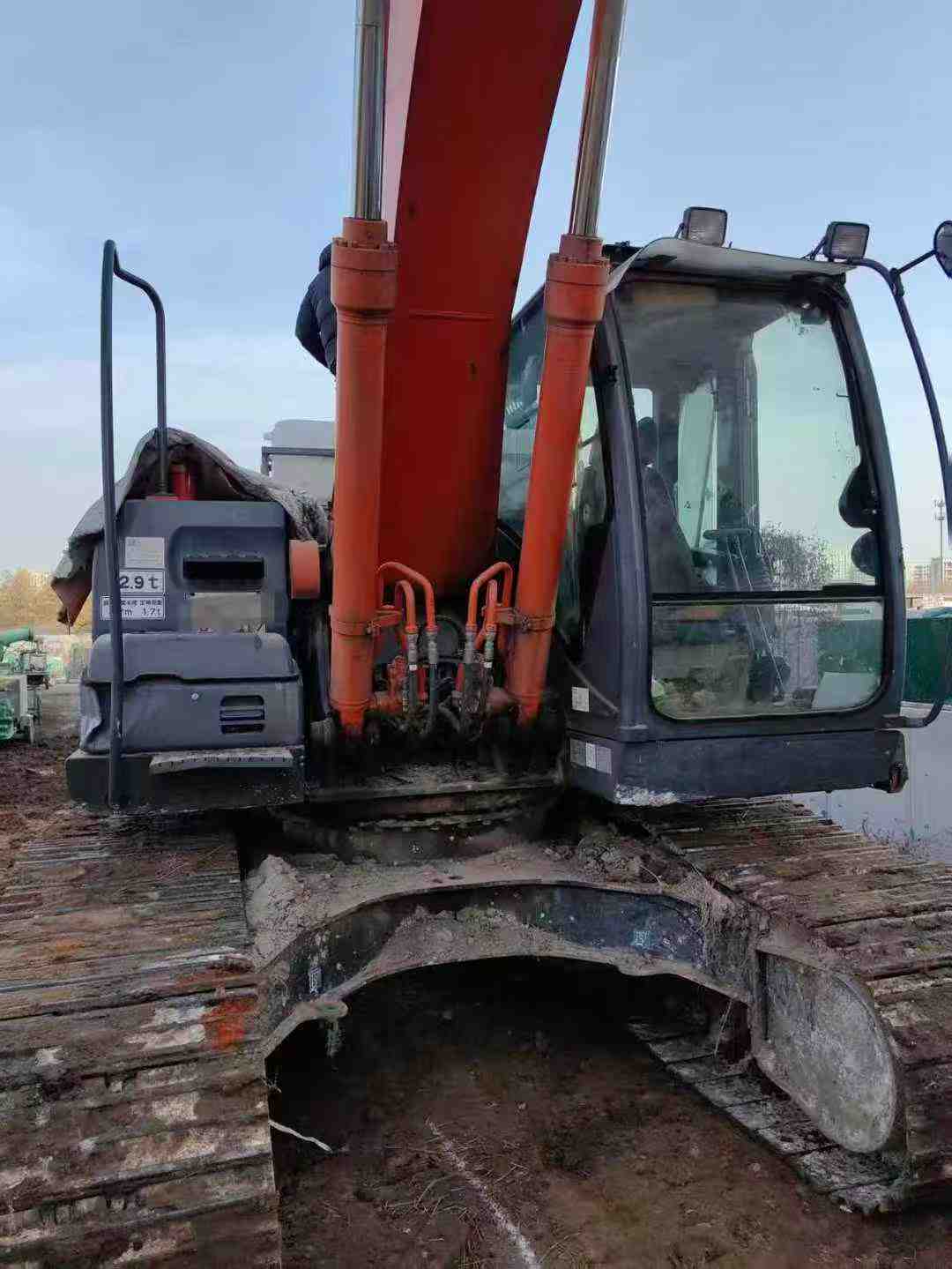 Used Hitachi ZAXIS200 Excavator 2012 Model / 4
