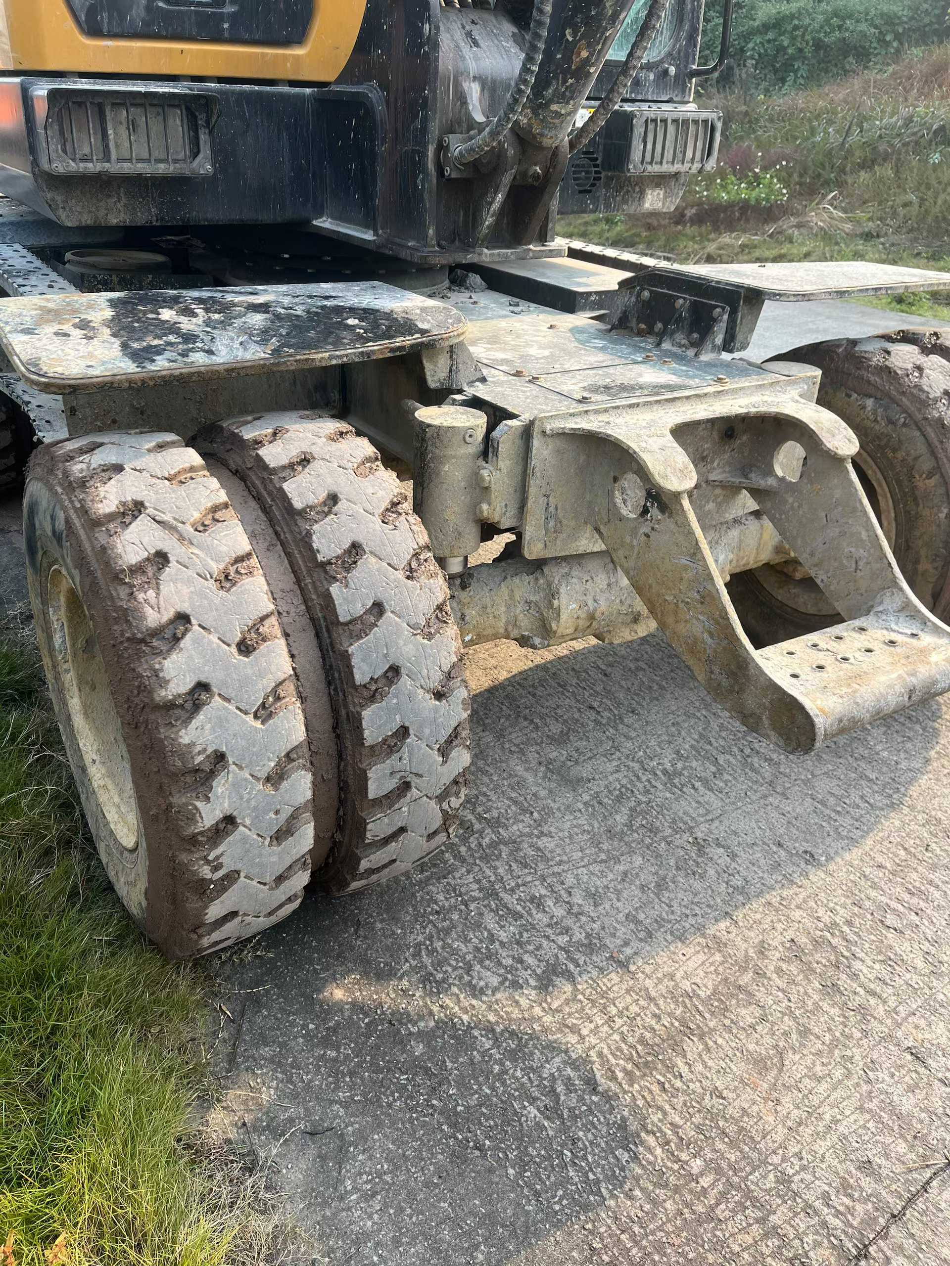 Used Sany SY65W Excavator 2016 Model / 6