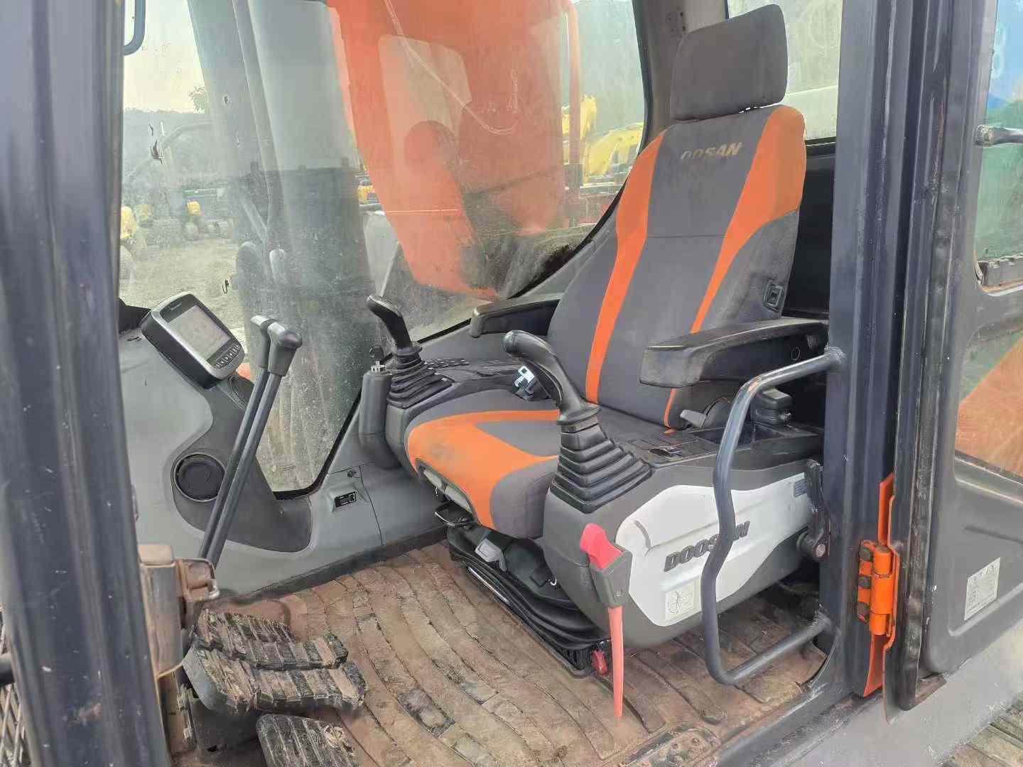 Used Doosan DX80 Excavator 2020 Model / 6