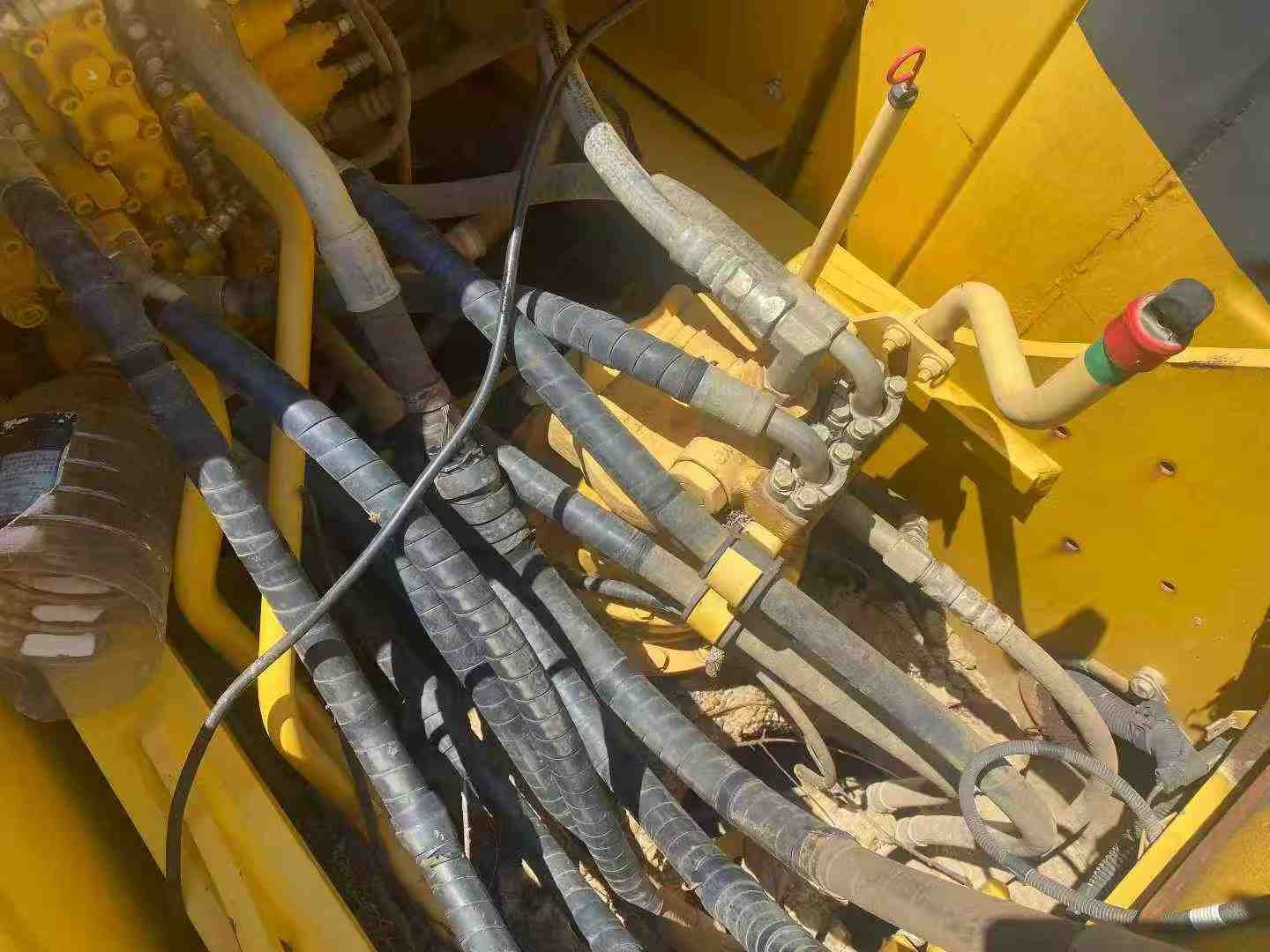 Used Komatsu PC200 Excavator 2016 Model / 7