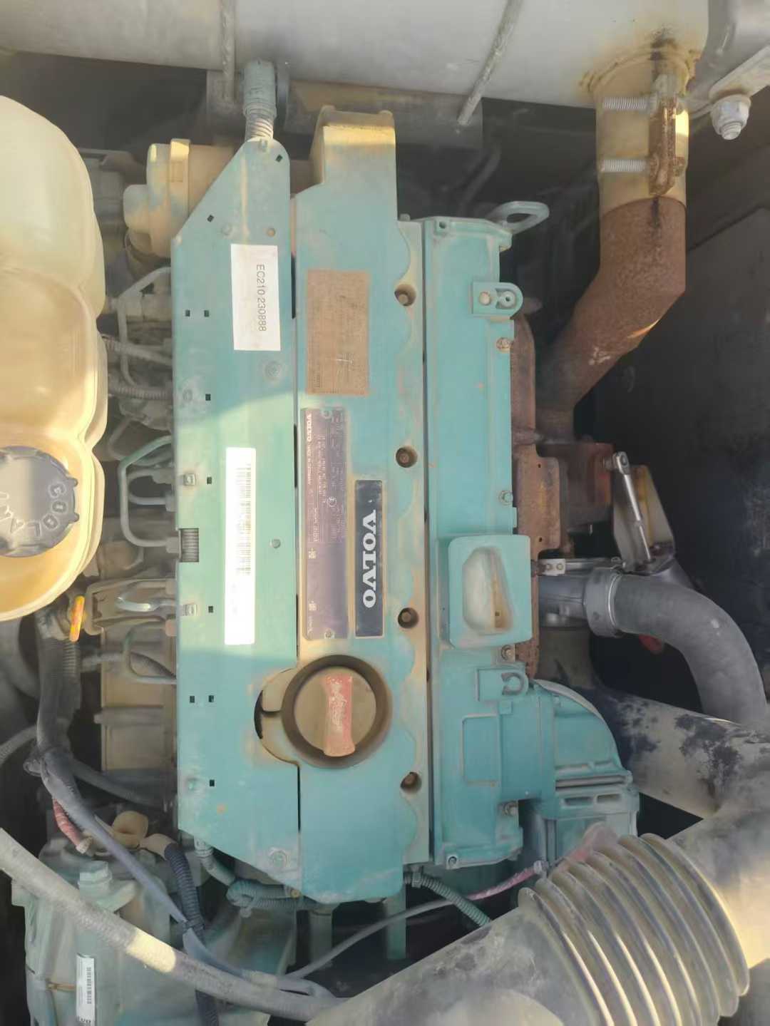 Used Volvo EW210C Excavator 2019 Model / 3