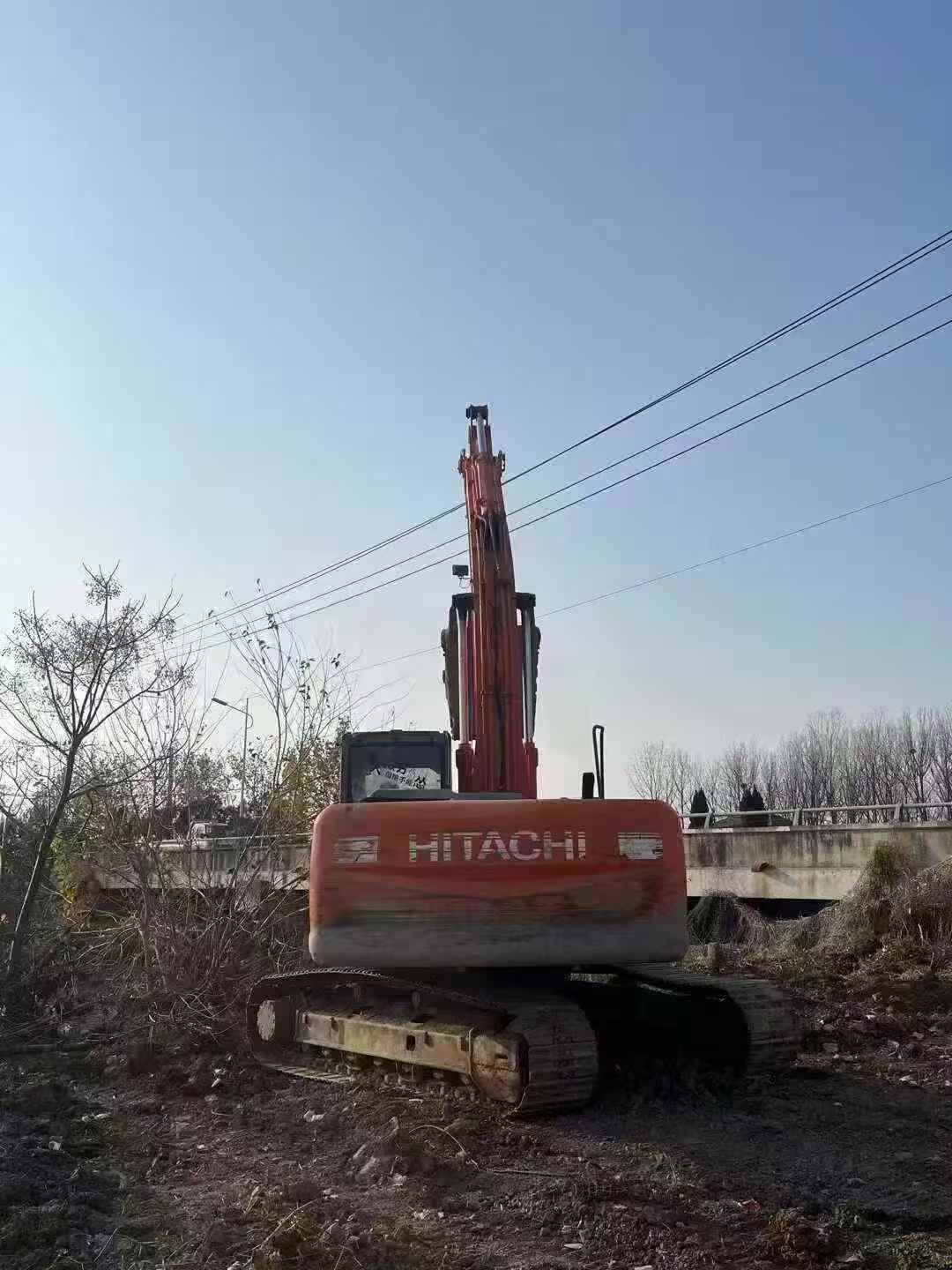 Used Hitachi ZAXIS200 Excavator 2010 Model / 2