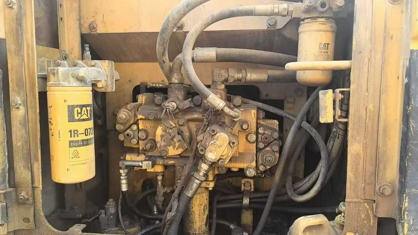 Used Caterpillar M315 Excavator 2016 Model / 5