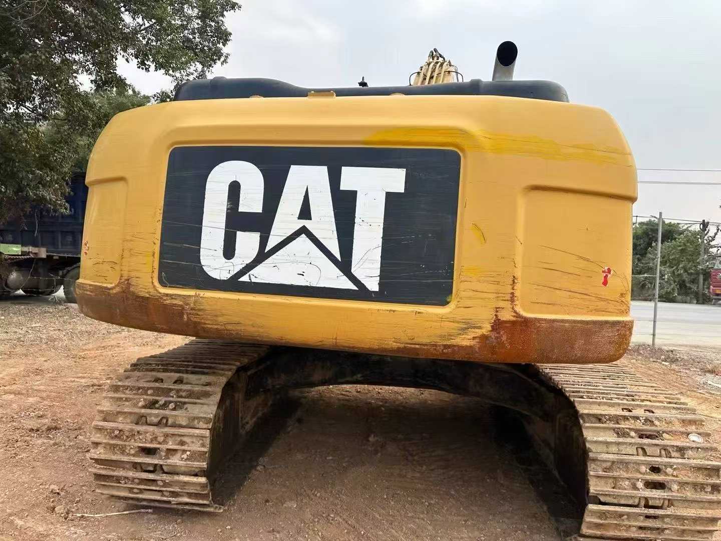 Used Caterpillar 323 Excavator 2015 Model / 3