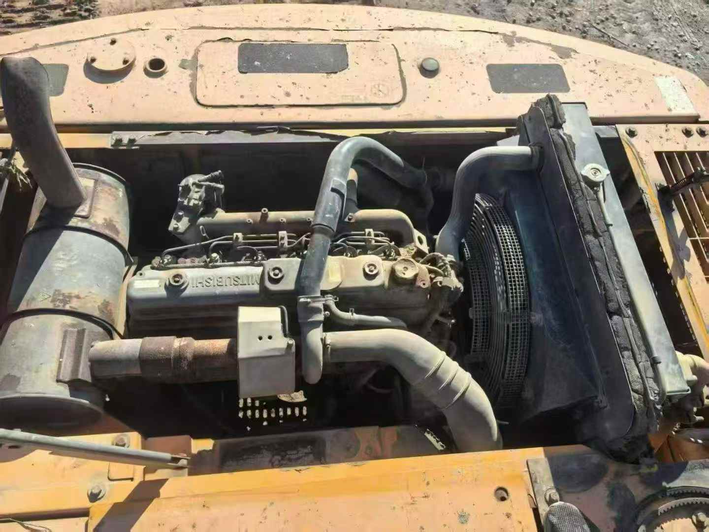 Used Sany SY215ACE Excavator 2015 Model / 4