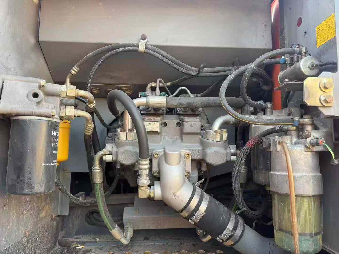 Used Hitachi ZAXIS200 Excavator 2016 Model / 6