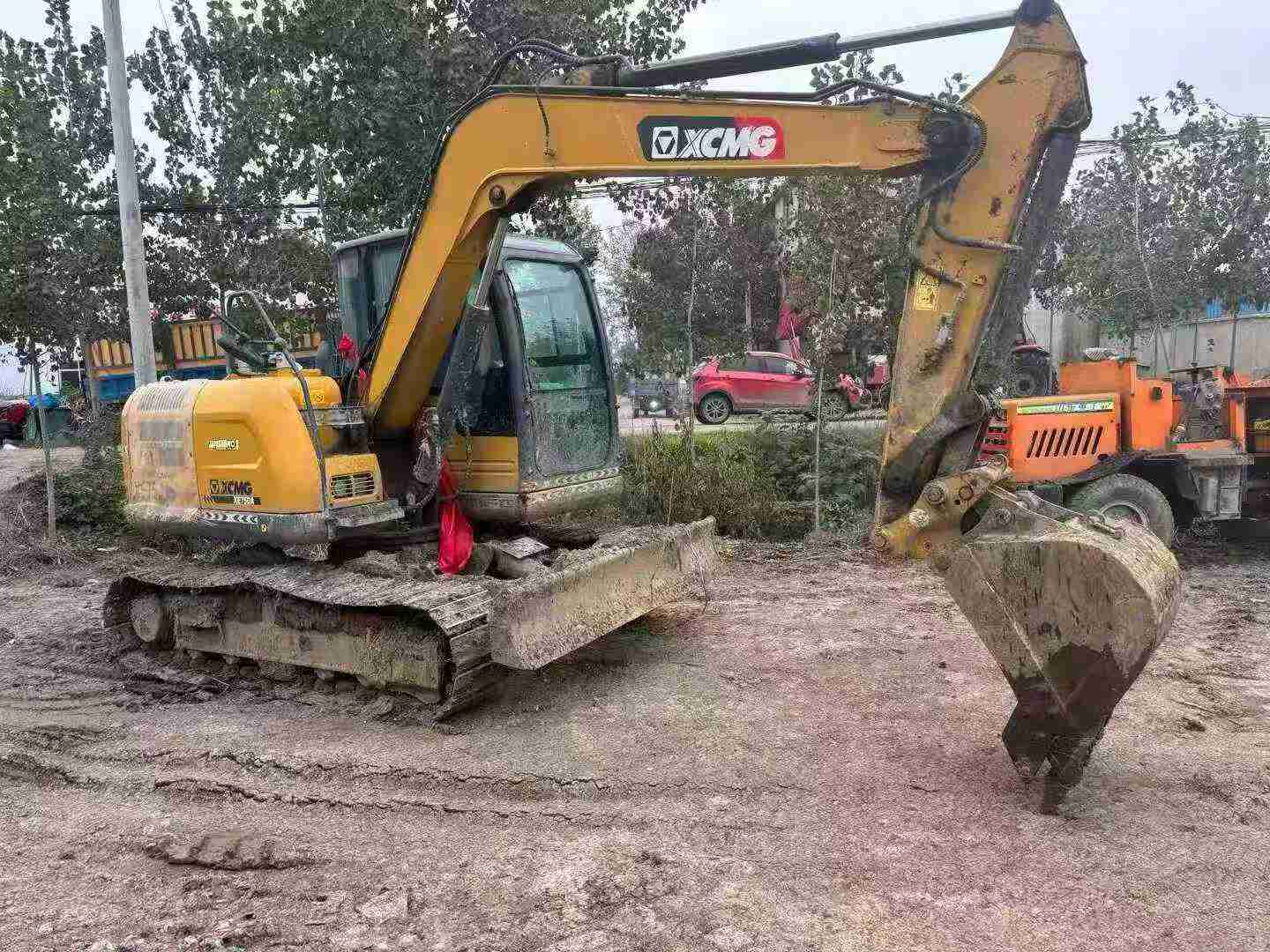 Used XCMG XE75WD Excavator 2022 Model / 2