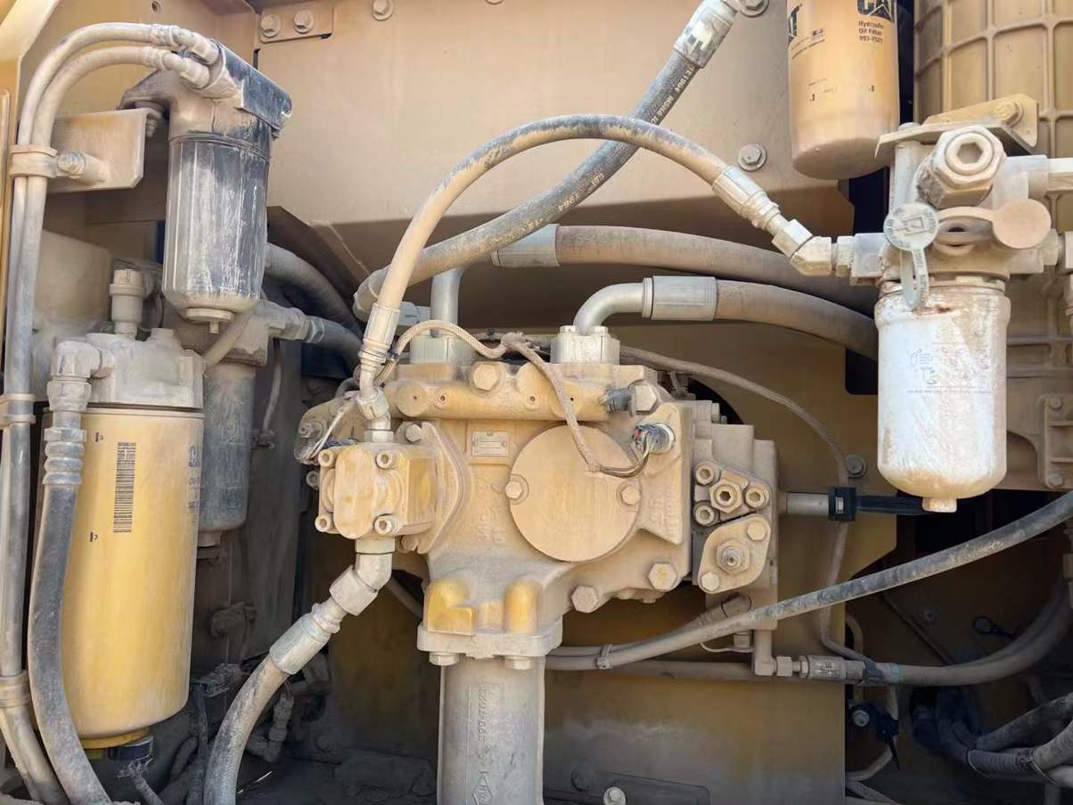 Used Caterpillar 320D Excavator 2016 Model / 6