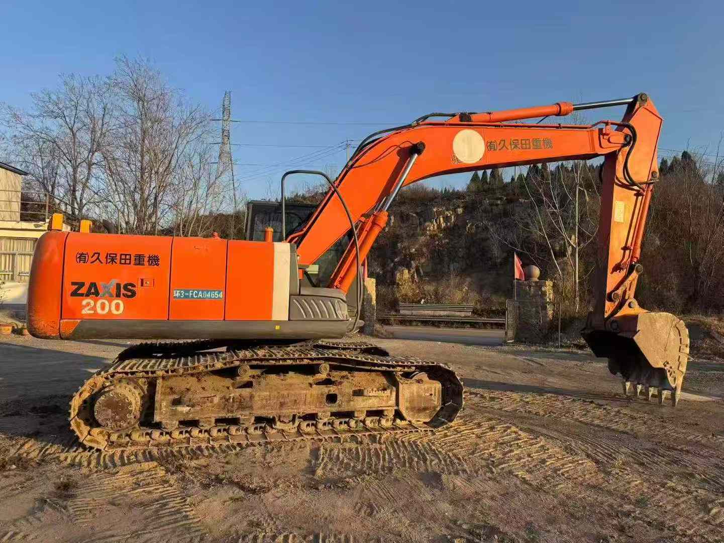 Used Hitachi ZAXIS200 Excavator 2016 Model / 2