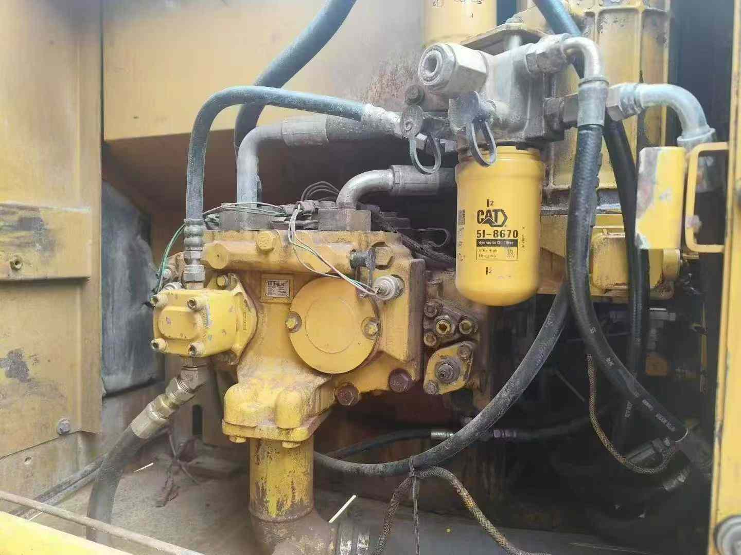 Used Caterpillar 320D Excavator 2016 Model / 8