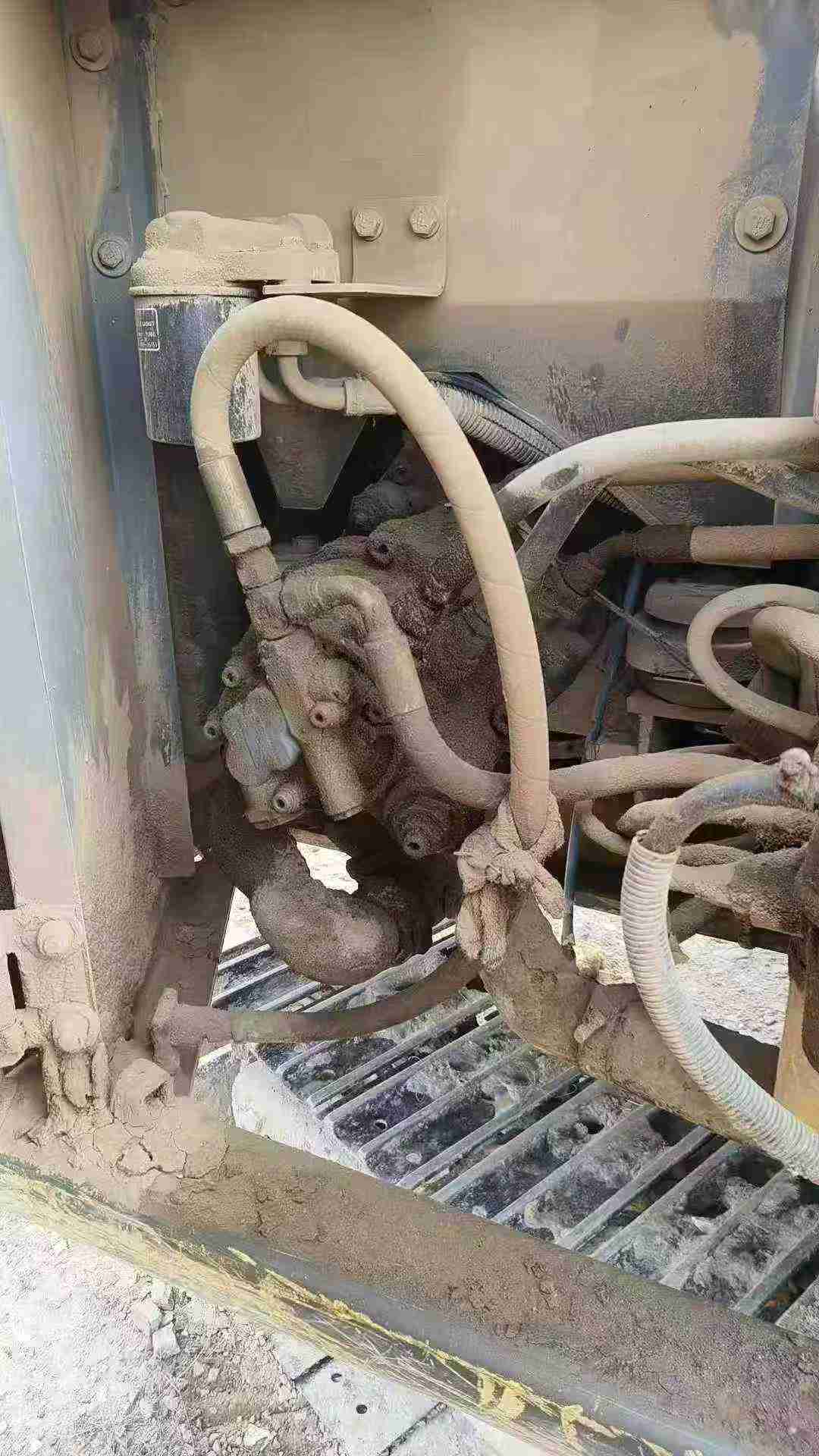 Used Hitachi ZX70 Excavator 2014 Model / 6