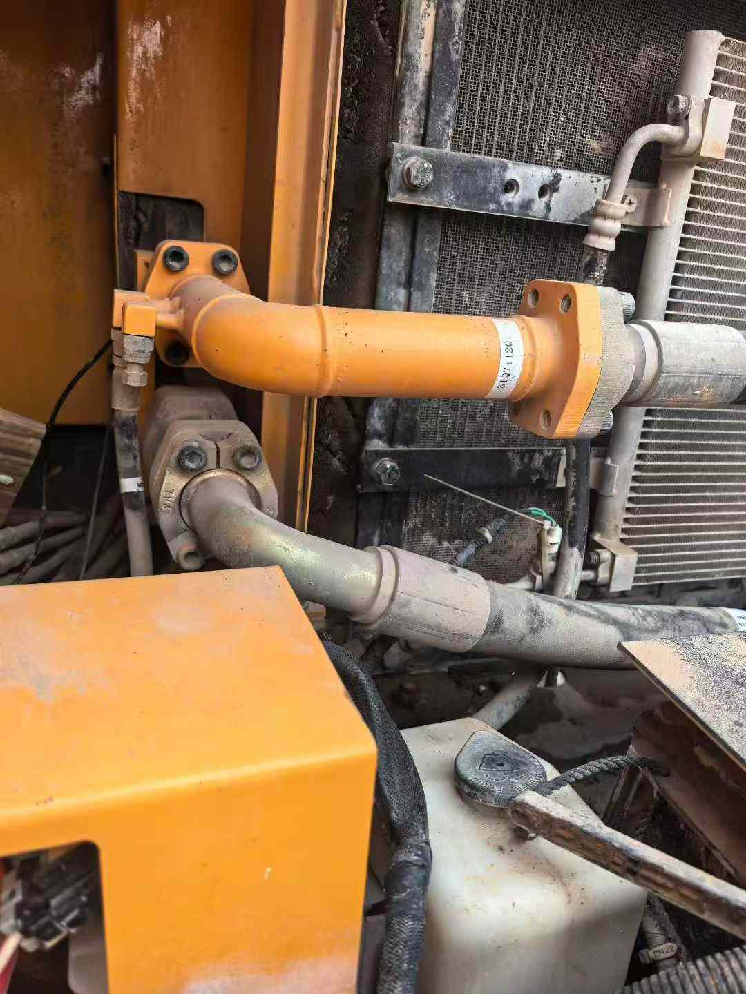 Used Hyundai R215VSN Excavator 2022 Model / 4