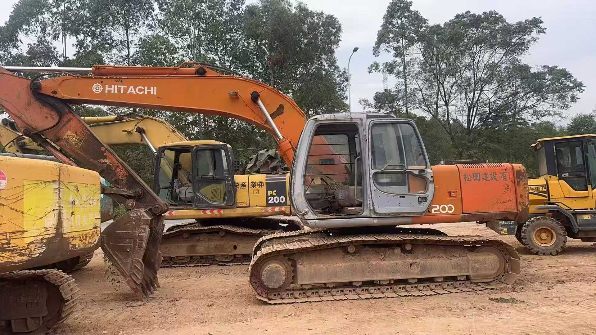 Used Hitachi ZAXIS200 Excavator 2016 Model / 2