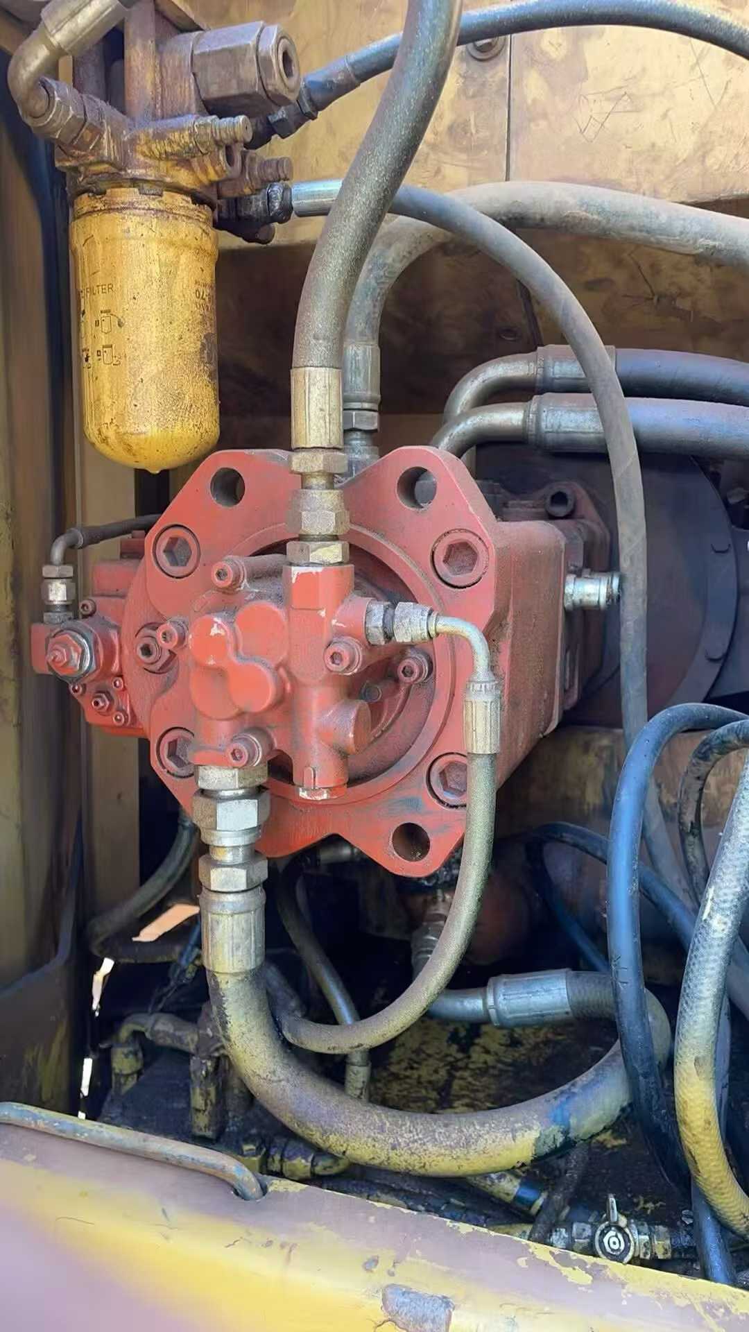 Used Caterpillar 320CU Excavator 2016 Model / 5