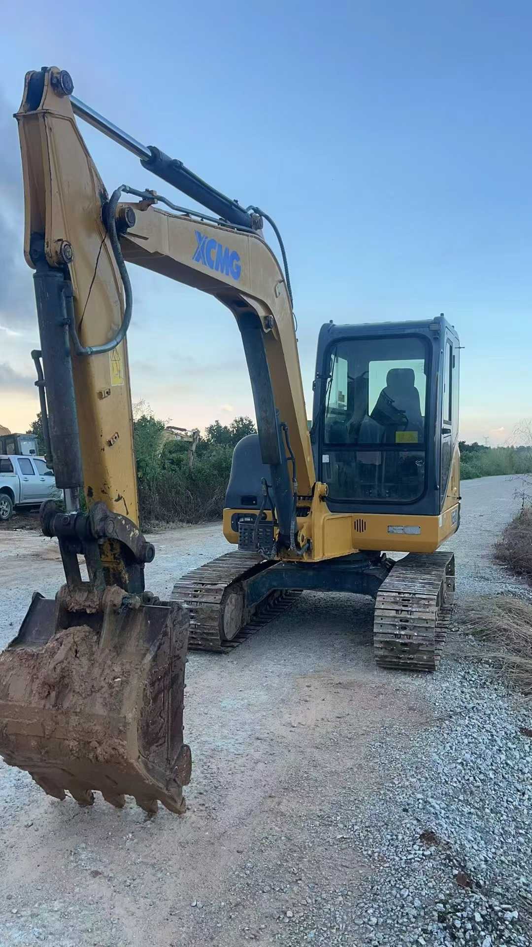 Buy XCMG XE60D Used Excavator / 2 Used XCMG XE60D Excavator 2016 Model / 2