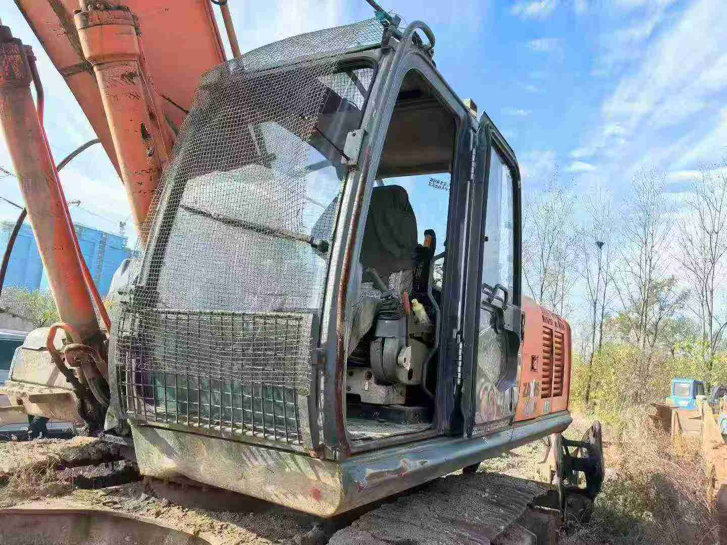 Used Hitachi ZX60 Excavator 2011 Model / 6