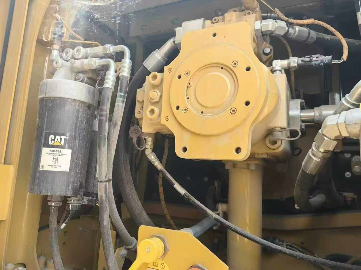 Buy Caterpillar CAT352 Used Excavator / 2 Used Caterpillar CAT352 Excavator 2016 Model / 2