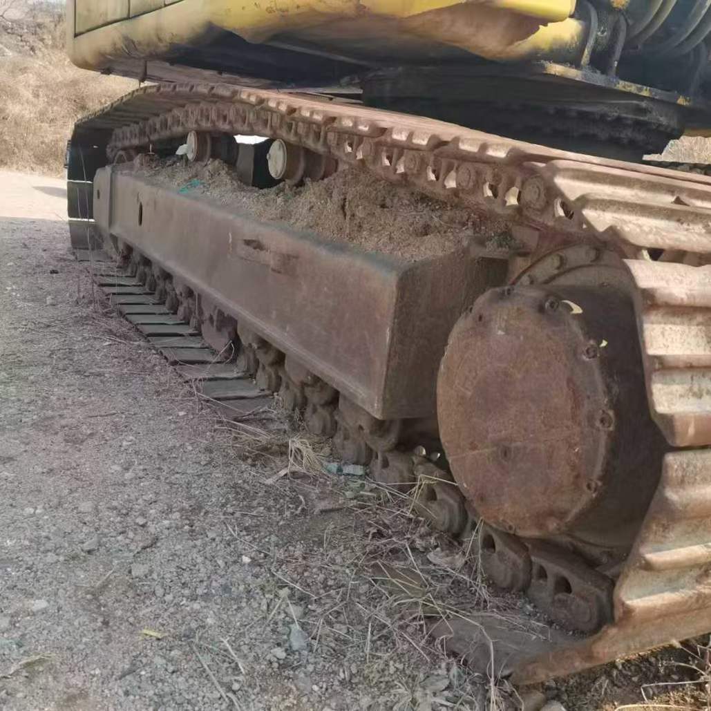 Buy Komatsu PC220-6 Used Excavator / 5 Used Komatsu PC220-6 Excavator 2016 Model / 5