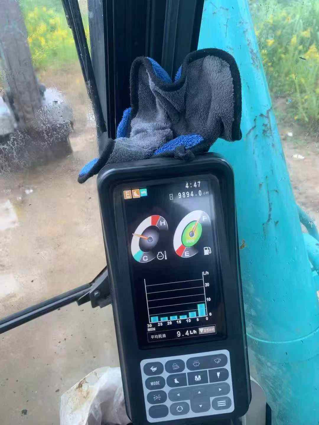 Used Kobelco SK200 Excavator 2017 Model / 8