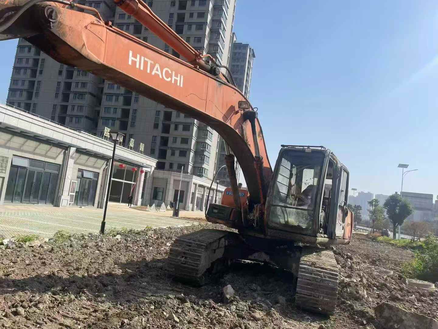 Used Hitachi ZAXIS200 Excavator 2016 Model / 8