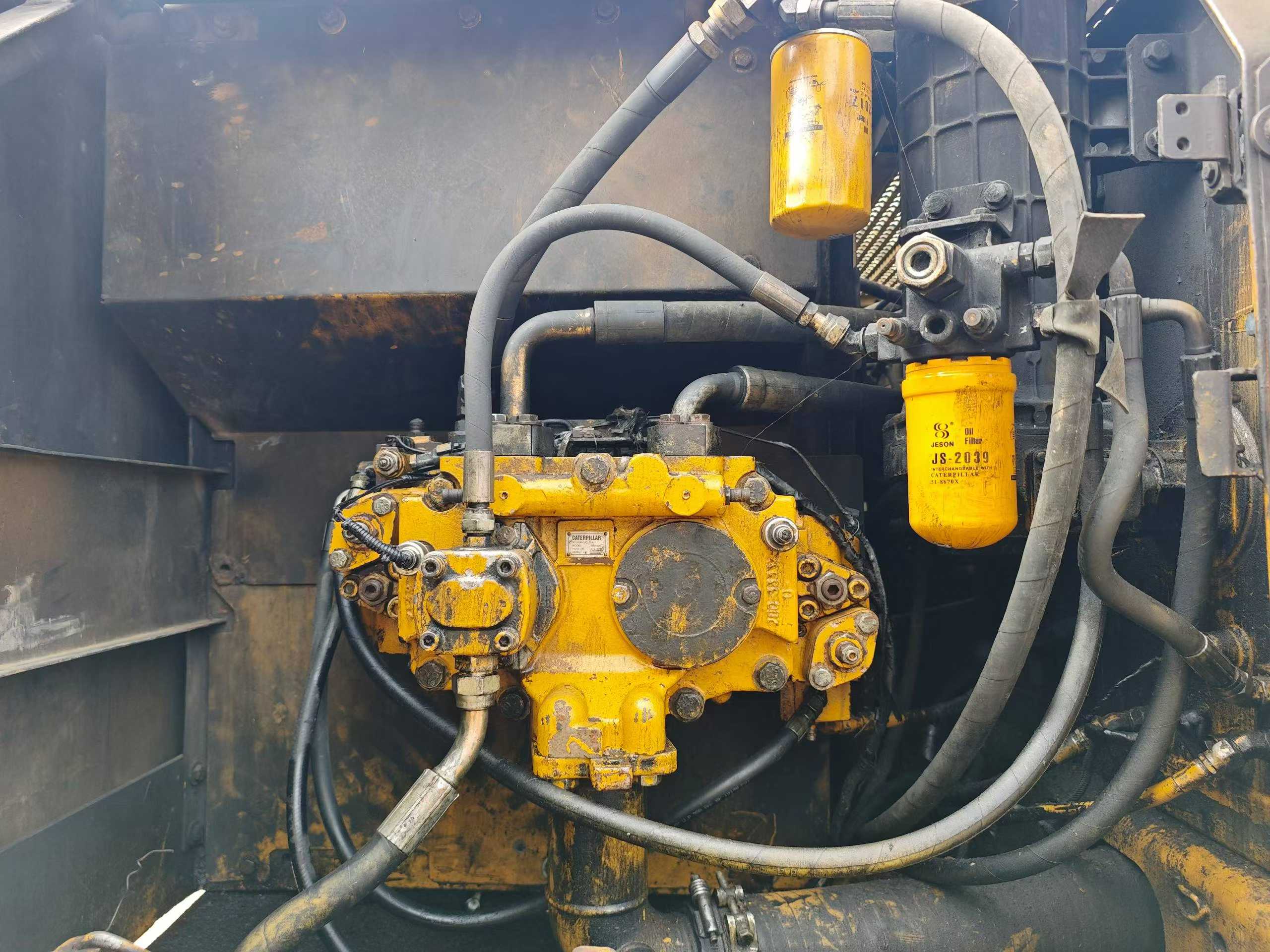 Used Caterpillar 320C Excavator 2016 Model / 6