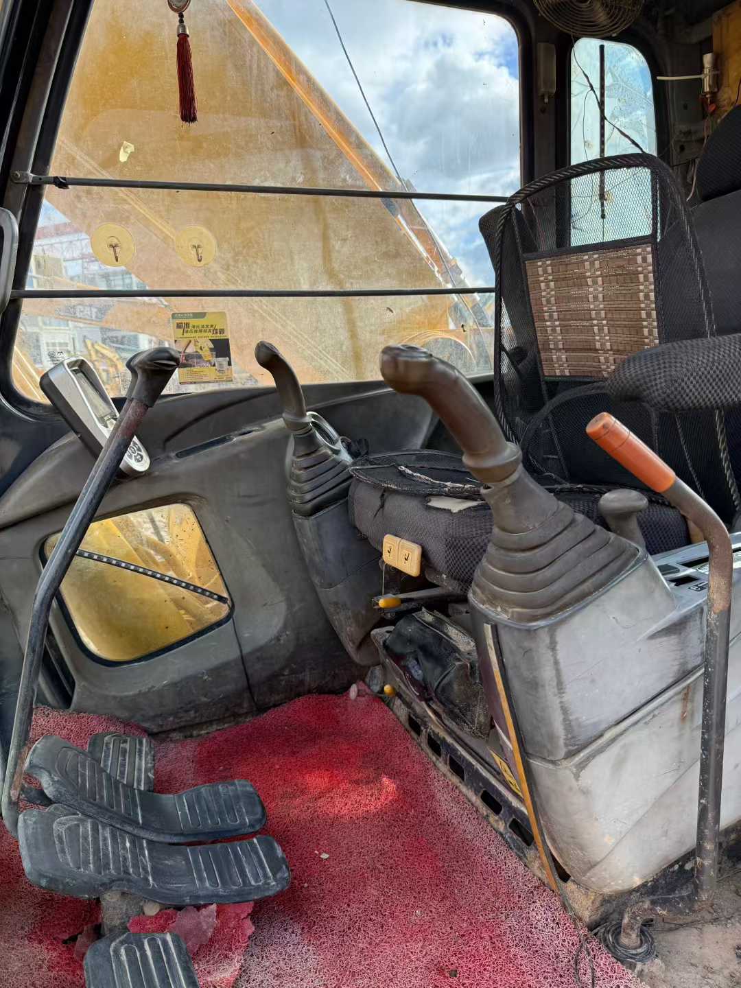 Used Kato HD1430R Excavator 2016 Model / 6