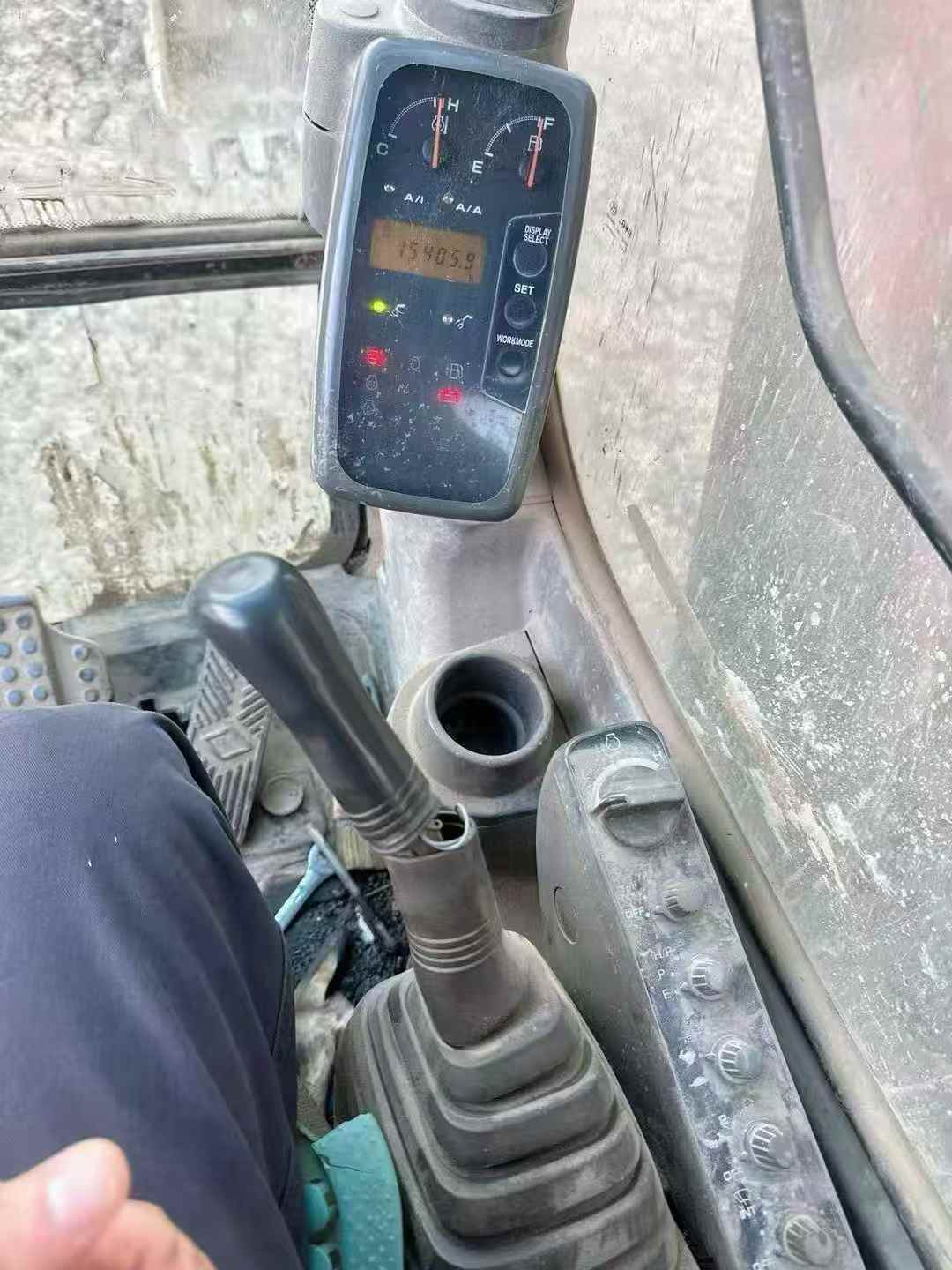 Used Hitachi ZAXIS200 Excavator 2016 Model / 7