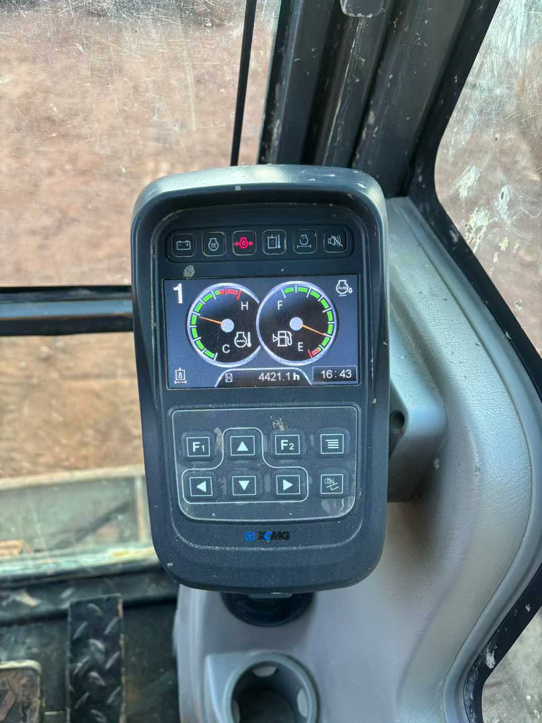 Used XCMG XE75WD Excavator 2018 Model / 5