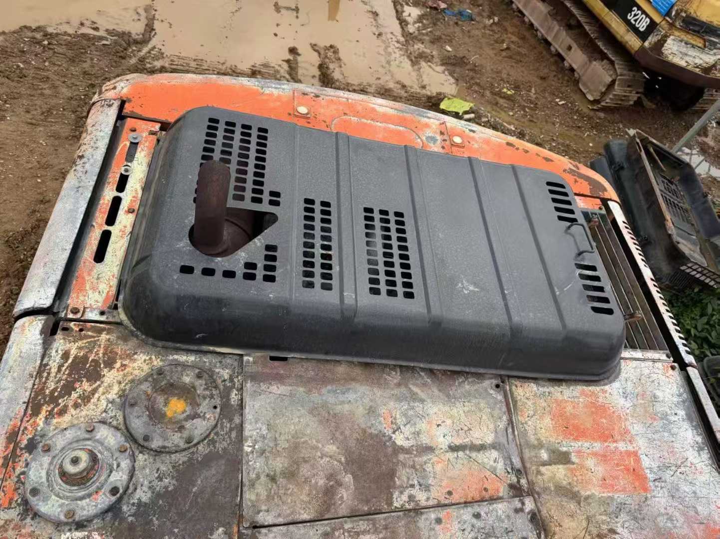 Used Hitachi ZAXIS200 Excavator 2016 Model / 8