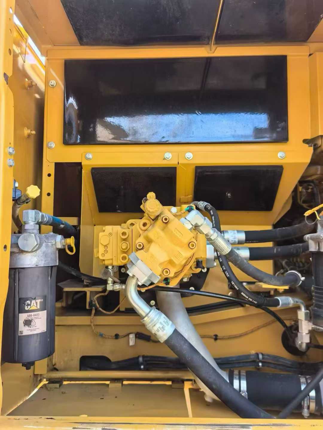 Used Caterpillar CT60 Excavator 2020 Model / 6