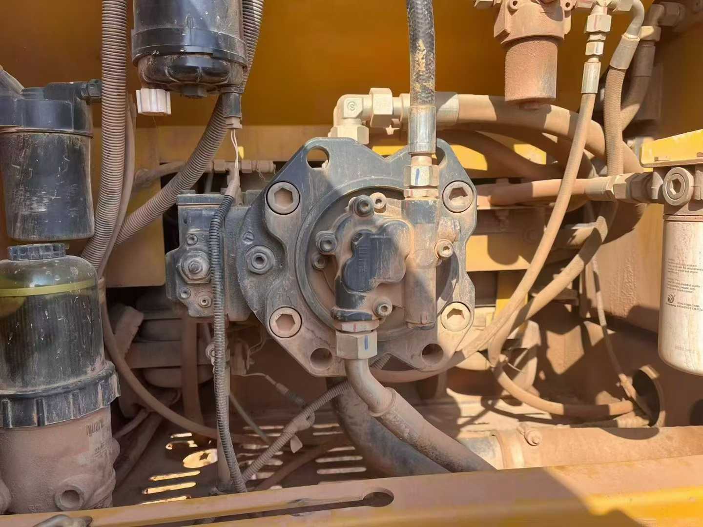 Buy XCMG LW200 Used Excavator / 5 Used XCMG LW200 Excavator 2020 Model / 5