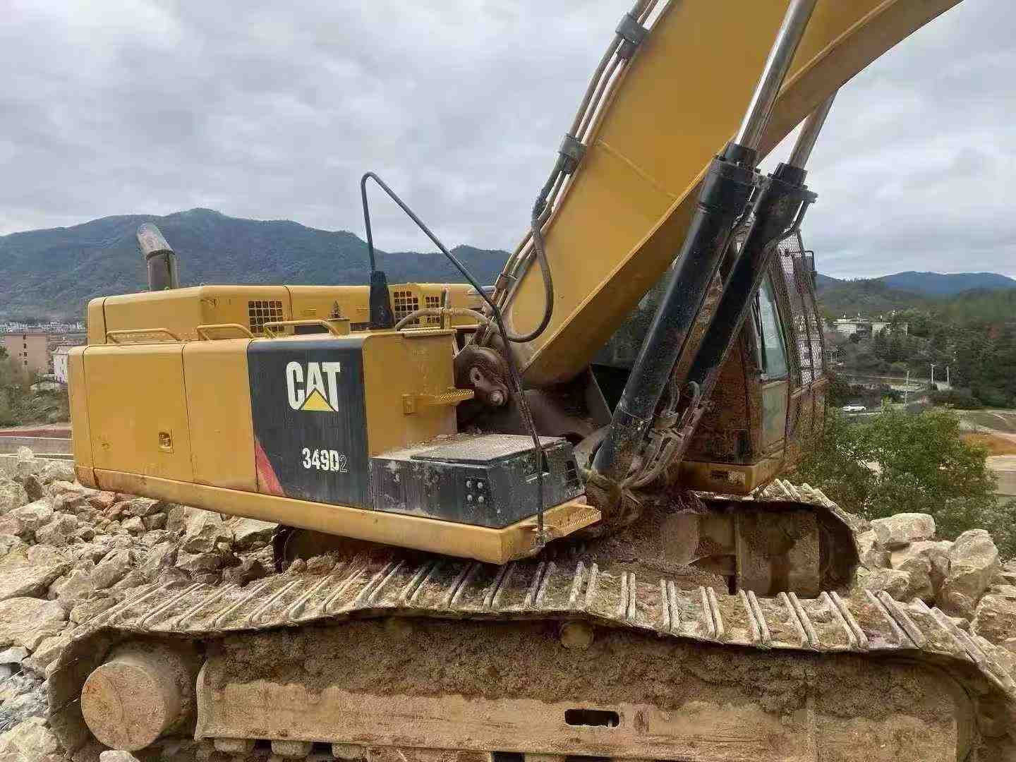Used Caterpillar CT195 Excavator 2018 Model / 3