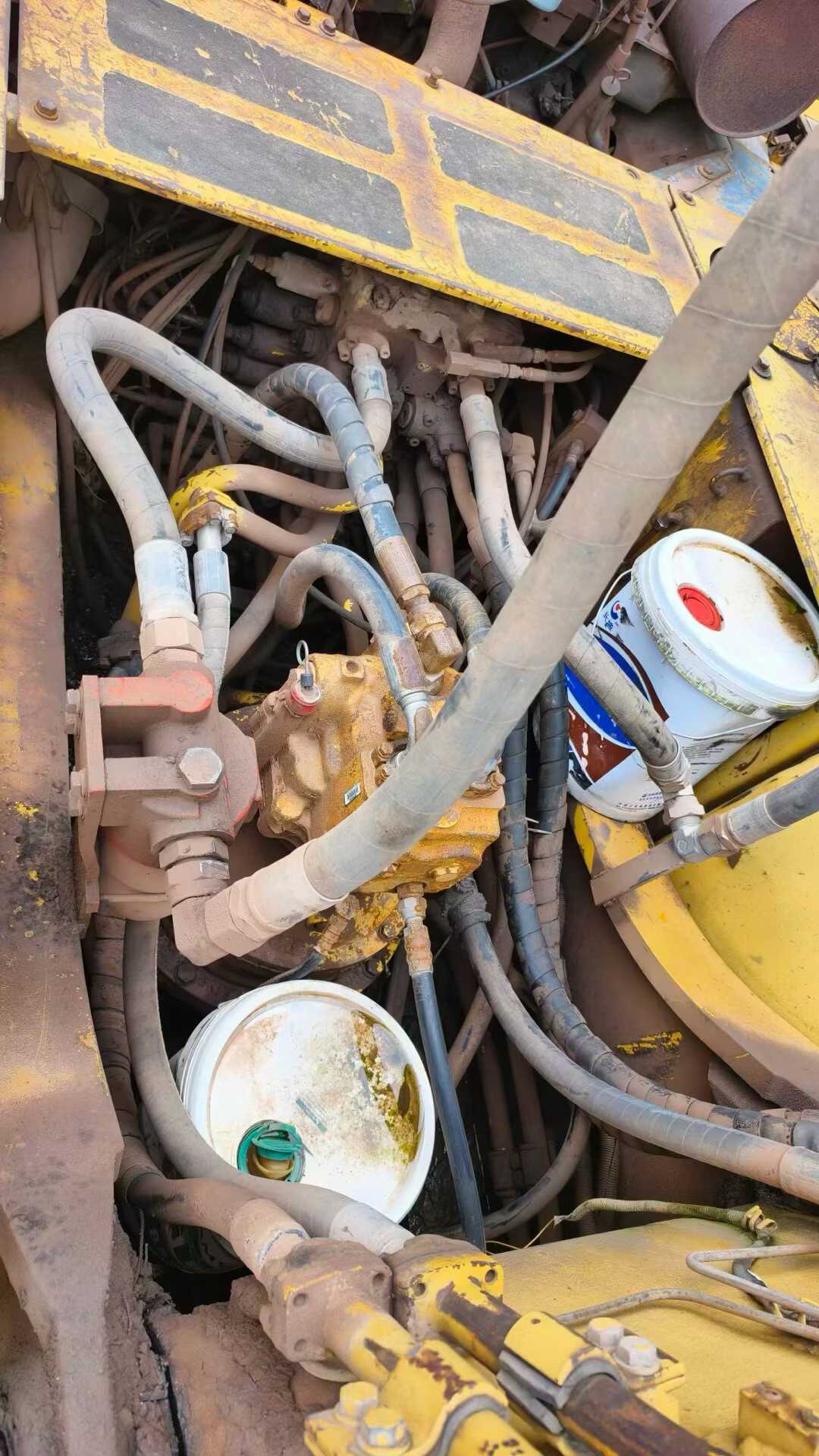 Used Komatsu PC60 Excavator 2016 Model / 4