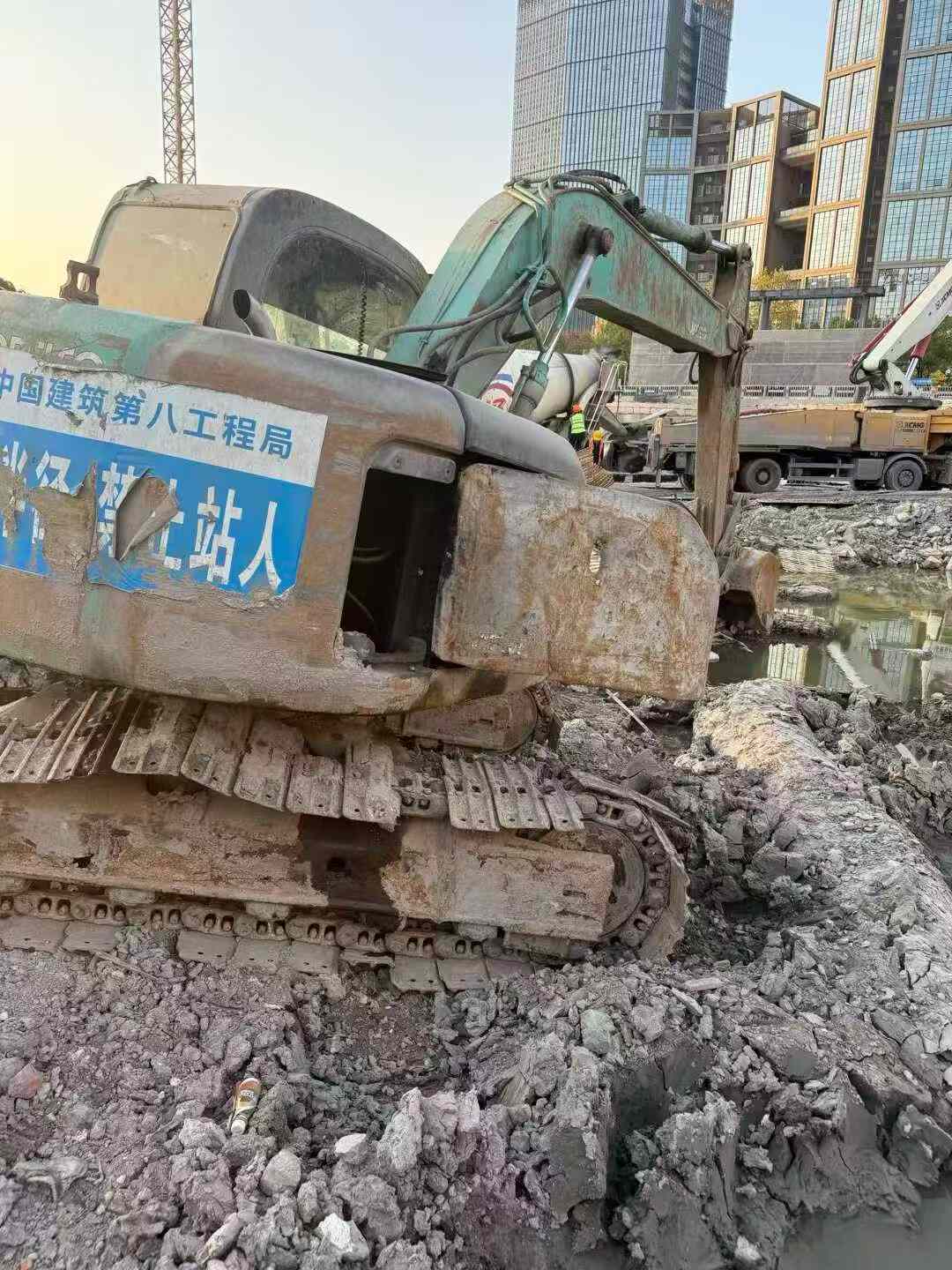 Used Kobelco SK115SR Excavator 2016 Model / 3