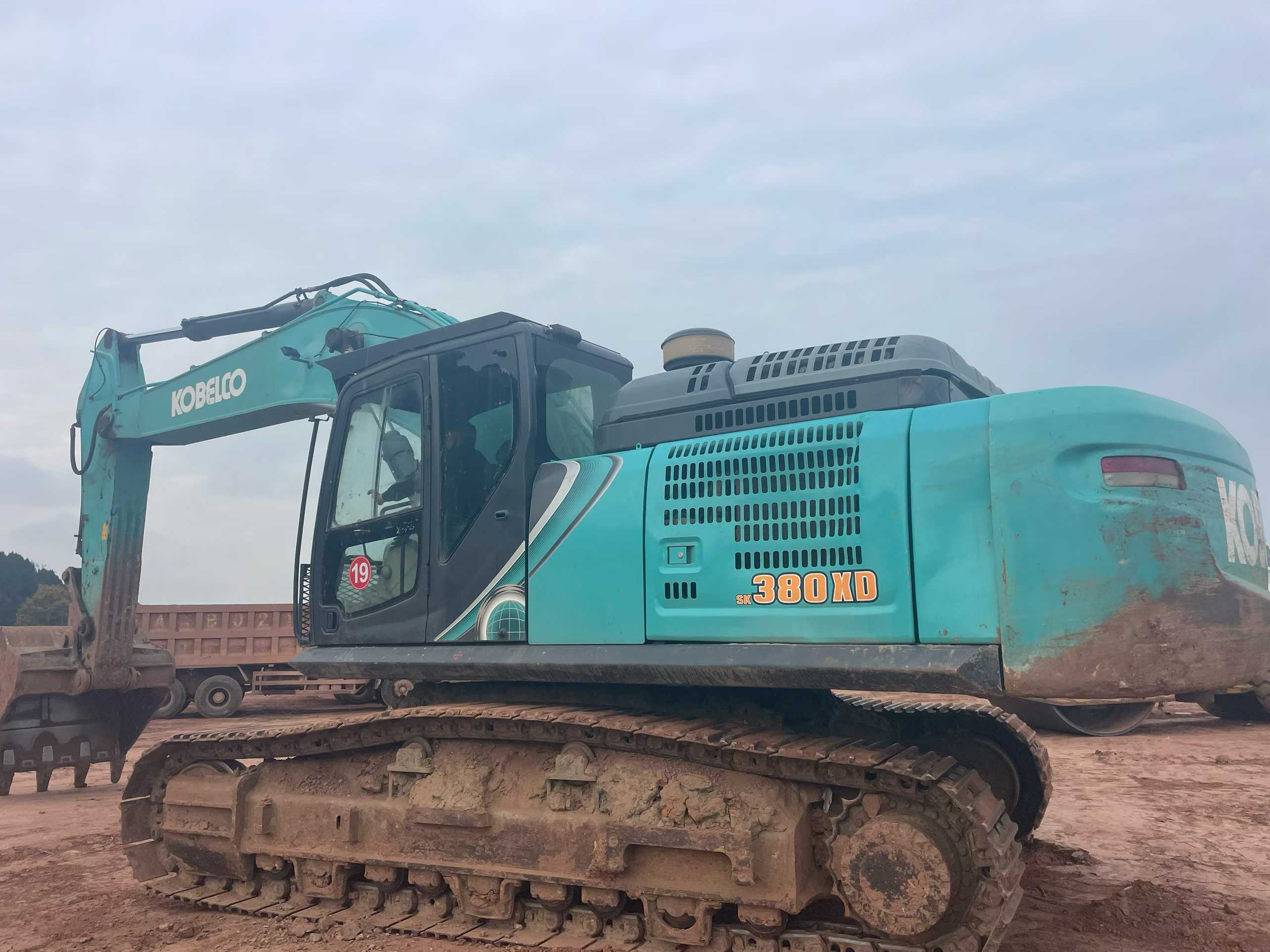 Buy Kobelco SK380D Used Excavator / 8 Used Kobelco SK380D Excavator 2019 Model / 8