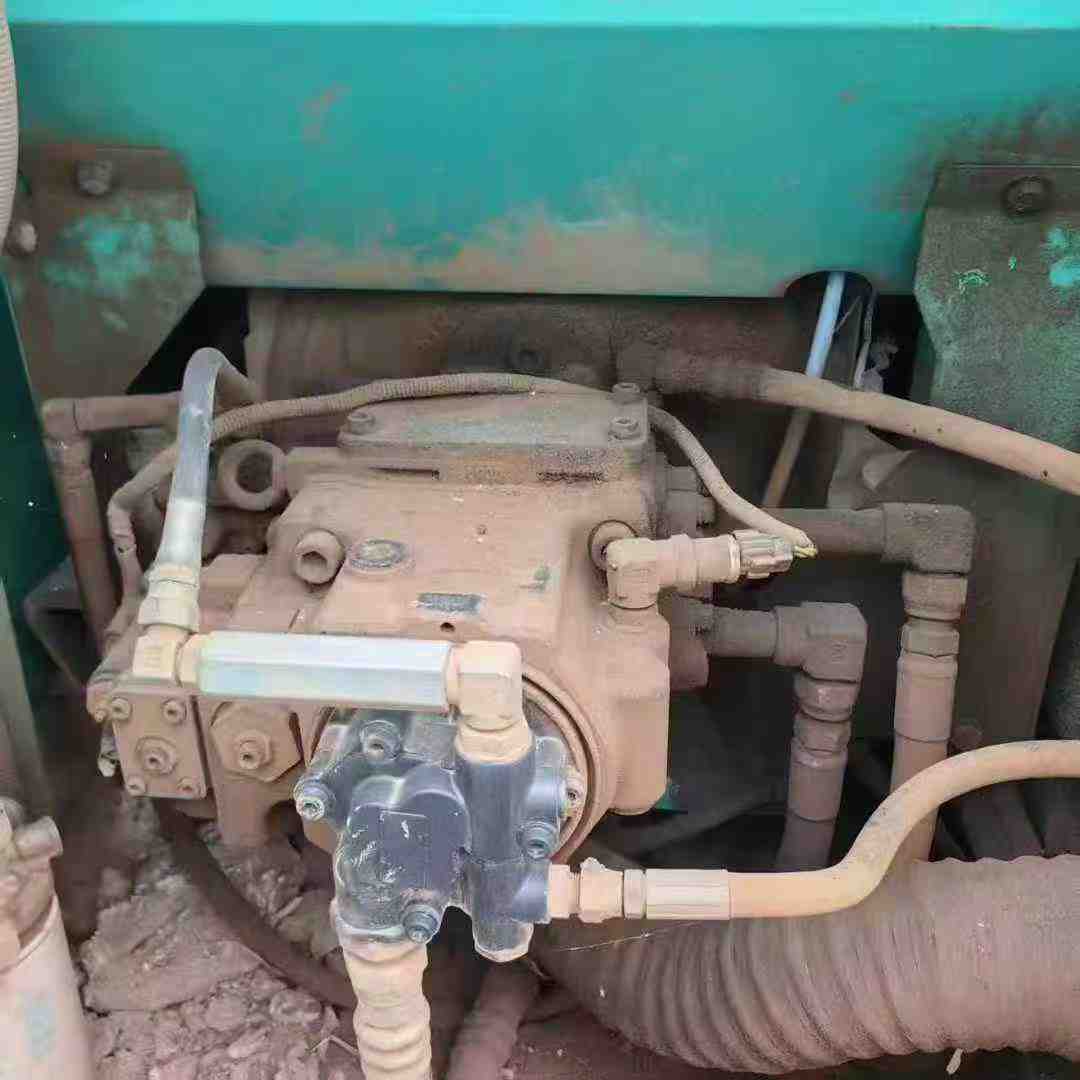 Used Kobelco SK130 Excavator 2016 Model / 4