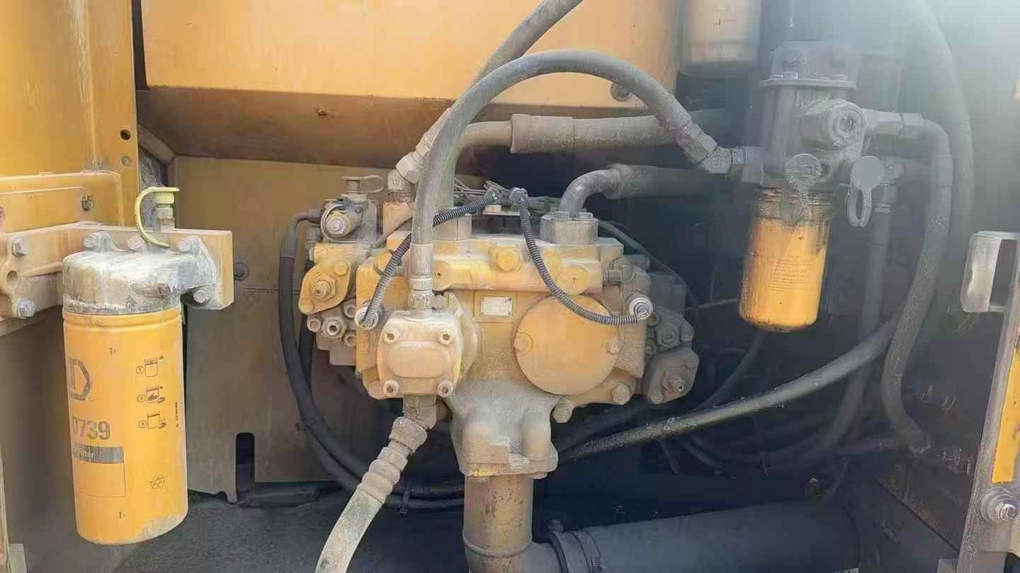 Used Caterpillar 320D Excavator 2010 Model / 6