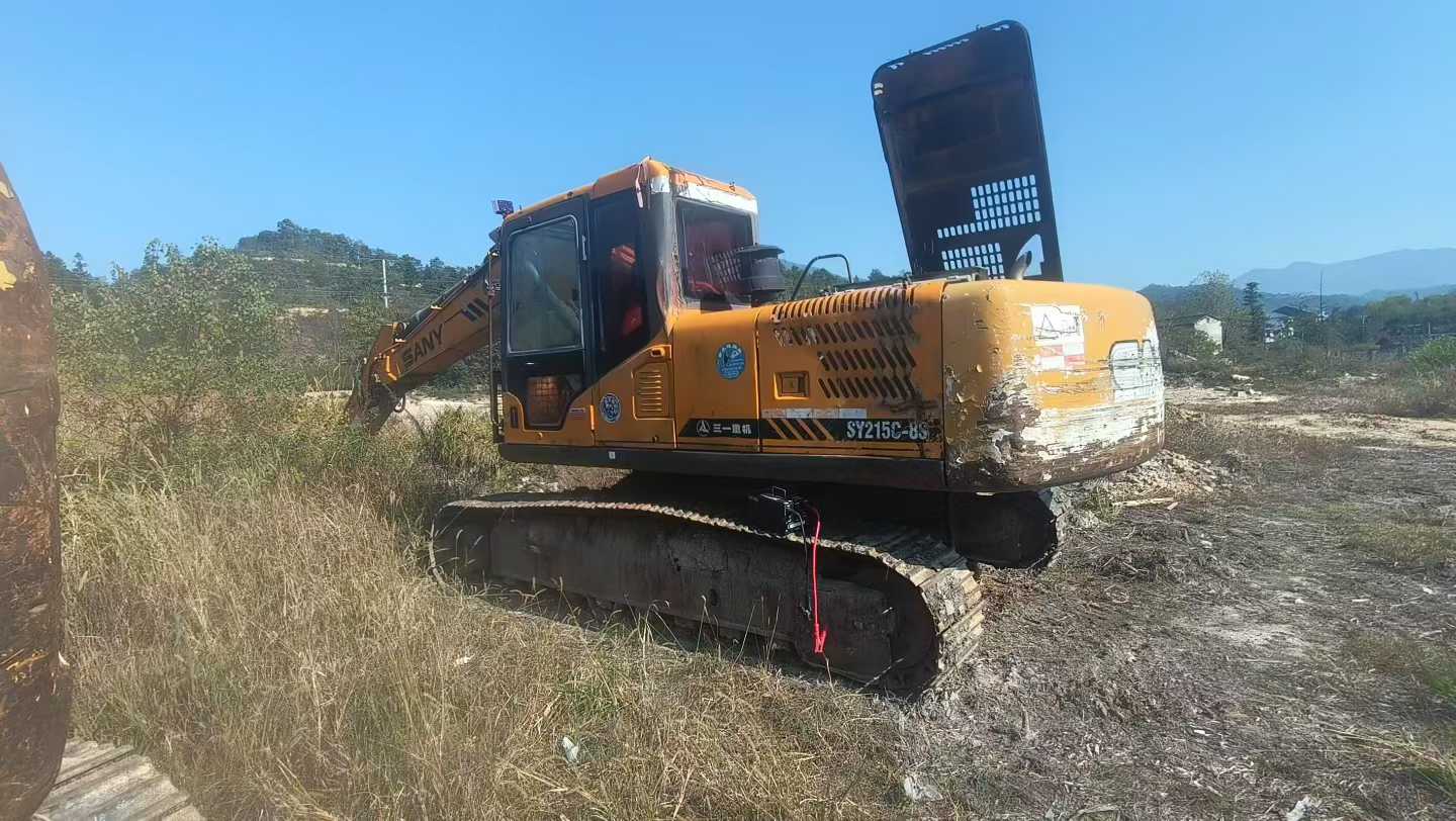 Used Sany SY215C-8S Excavator 2016 Model / 5